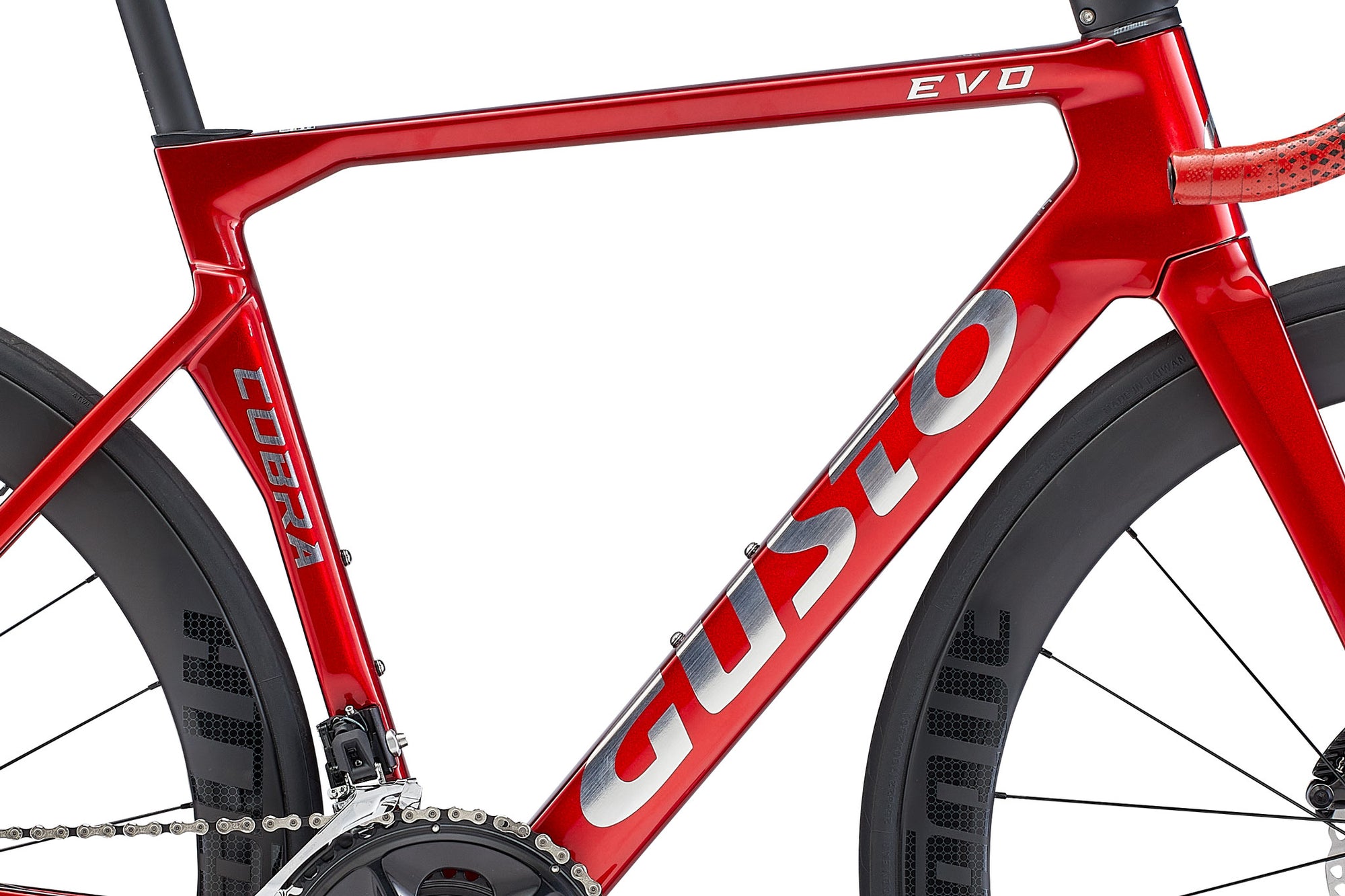 Red bicycle frame with 'Cannondale' branding on a white background